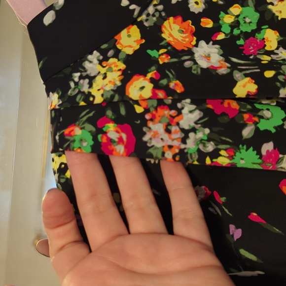 Floral blouse - Picture 3 of 4